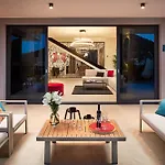 Villa Lucy - 1 Lemon -outdoor Pool , 2 Cherry-indoor Pool And 3 Plum-outdoor Pool *