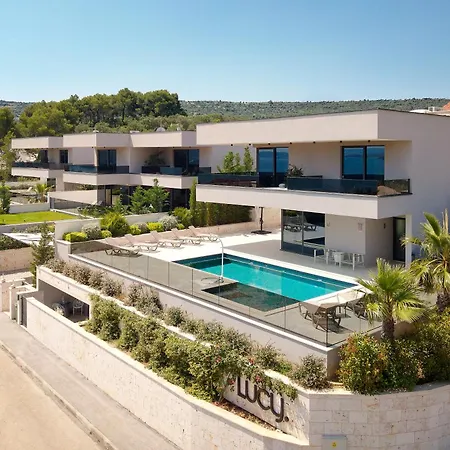 Villa Lucy - 1 Lemon -outdoor Pool , 2 Cherry-indoor Pool And 3 Plum-outdoor Pool
