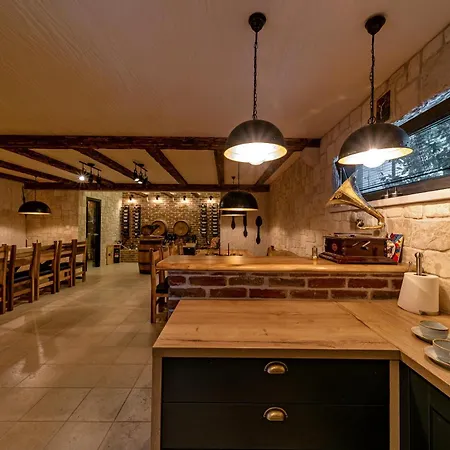 Villa Lucy - 1 Lemon -outdoor Pool , 2 Cherry-indoor Pool And 3 Plum-outdoor Pool