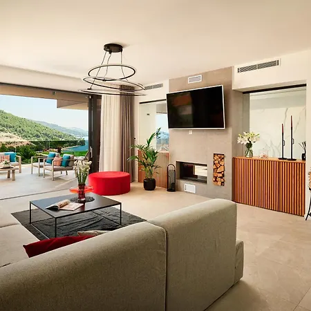 Villa Lucy - 1 Lemon -outdoor Pool , 2 Cherry-indoor Pool And 3 Plum-outdoor Pool *