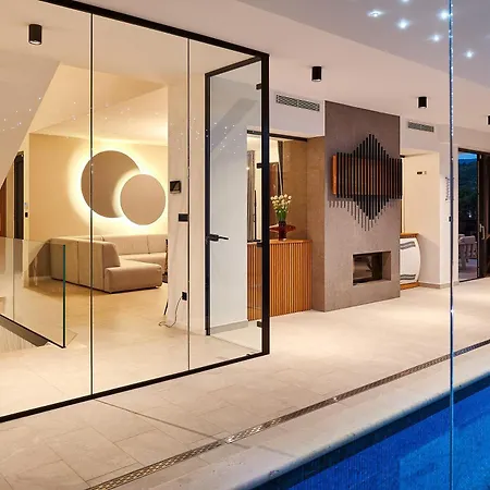 Lucy - 1 Lemon -outdoor Pool , 2 Cherry-indoor Pool And 3 Plum-outdoor Pool Villa *