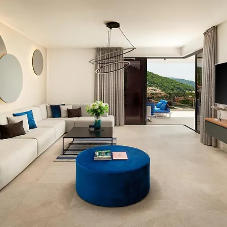 Lucy - 1 Lemon -outdoor Pool , 2 Cherry-indoor Pool&3 Plum-outdoor Pool * Marina