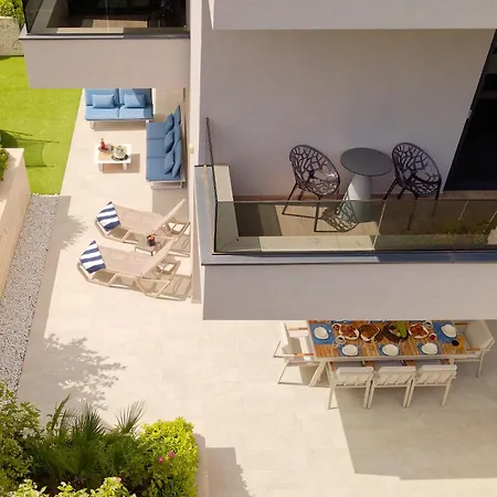 Lucy - 1 Lemon -outdoor Pool , 2 Cherry-indoor Pool&3 Plum-outdoor Pool Villa